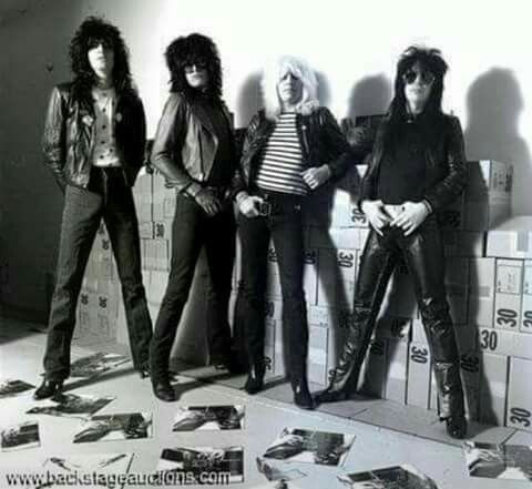 Motley Crüe 1981